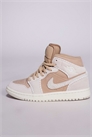 Кроссовки Nike Air Jordan 1 Mid артикул 147135707