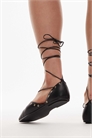 Балетки на шнурках артикул 150038262