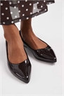 Балетки из искусственной кожи с заостренным носком артикул 152472982