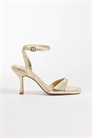 Сандалии на тонком каблуке артикул 135495217