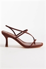 Сандалии на едва заметном каблуке с артикул 153403941