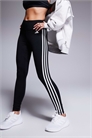 Леггинсы adidas Training Essentials с 3 полосками, длиной 7/8 артикул 121146403