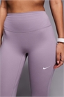 Леггинсы Nike One Training Dri-FIT с бесшовным передом и высокой талией артикул 150000126