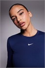 Облегающая футболка с длинным рукавом Nike One Training Dri-FIT артикул 147133143