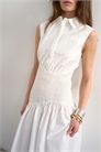 Платье-рубашка без рукавов с заниженной талией артикул 149628265