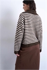 Свитер с воротником и полосками артикул 153492778