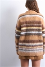 Вязаный свитер оверсайз в полоску артикул 142659556
