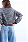 Свитер с вязаным воротником в полоску артикул 143240277