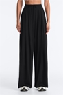 Легкие брюки с широкими брючинами артикул 156252157
