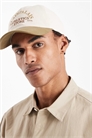 Кепка с контрастной окантовкой и вышивкой артикул 153889269