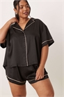 Комплект из рубашки свободного кроя с короткими рукавами и шорт из атласа от ASOS DESIGN Curve артикул 154690358