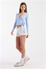 Короткие шорты с завышенной талией в мечтательном стиле артикул 154644988