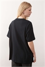 Черная футболка унисекс артикул 148814835