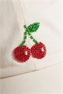 Кепка с вишневыми бусинками артикул 151555479