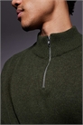 Свитер из овечьей шерсти крупной вязки с полузастежкой-молнией артикул 142202070