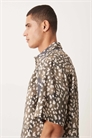 Рубашка с крупным принтом под шкуру животного артикул 148446447