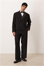 Двубортный костюм прямого кроя с пиджаком-смокингом артикул 139903349