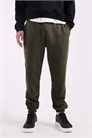 Джоггеры с зауженным кроем из серии Essentials артикул 150779902