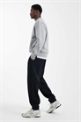 Джоггеры свободного кроя с манжетами Essential артикул 155163962