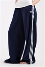 Атласные спортивные брюки с широкими штанинами артикул 149729344