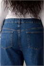 ASOS DESIGN Коллекция Circular Design: джинсы «dad jeans» с широкими брючинами и закругленным кроем артикул 153666593