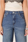 Джинсы-кюлоты с зауженными штанинами и затяжкой артикул 151931971