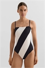Купальник-бандо с диагональными полосками артикул 155926137