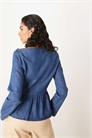 Джинсовая блузка с длинными рукавами и баской артикул 150227087