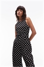 Комбинезон прямого кроя в горошек с поясом, подчеркивающим талию артикул 149821039