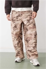 Брюки с широкими брючинами и камуфляжным принтом артикул 151700768