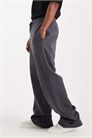 Джоггеры с широкими брючинами из серии Essentials артикул 152707670