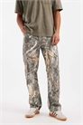 Широкие брюки в камуфляжном стиле артикул 151021472