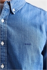 Джинсовая рубашка с аутентичным логотипом в тон, на пуговицах, свободного кроя артикул 142117792