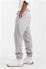 Джоггеры Essentials с зауженным кроем артикул 149248410