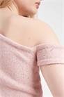 Трикотажный топ с асимметричным вырезом и фактурной текстурой артикул 154411595