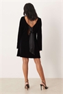Мини-платье Jolene с бархатной завязкой сзади артикул 151054846