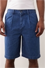 Легкие джинсовые шорты-бермуды артикул 156008996