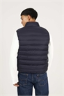 Легкий стеганый жилет с тонкой подкладкой артикул 155786661