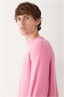 Свитер прямого кроя из трикотажа нежно-розового цвета артикул 149656613