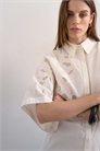Рубашка с ажурным вырезом и короткими рукавами артикул 150559014