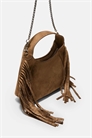 Сумка через плечо с боковыми бахромами артикул 156373911