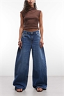 Джинсы с широкими брючинами артикул 154529715