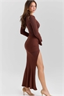 Летнее трикотажное макси-платье Khrysta шоколадно-коричневого цвета с драпировкой артикул 151639458