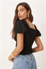 Топ с оборками и рукавами-буффами артикул 143378488
