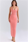 Платье средней длины с коралловым оттенком из эластичной сетки и завязками на шее артикул 151906893