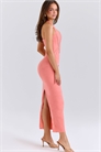 Платье средней длины с коралловым оттенком из эластичной сетки и завязками на шее артикул 151906893
