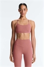Спортивный бюстгальтер Comfortlux с легкой поддержкой и перекрещивающимися бретелями артикул 155525792