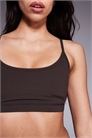 Спортивный бюстгальтер Icon с мягкой обивкой и легкой поддержкой, с регулируемыми бретелями артикул 147441368