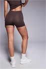 Шорты с мягкой эластичной резинкой на талии и высотой 7,6 см артикул 141637186