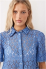 Рубашка с пуговицами и кружевом артикул 154238201